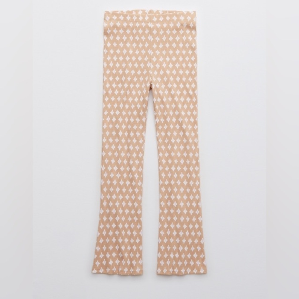 🆕AERIE HIGH WAISTED CROPPED KICK FLARE PANT - Picture 3 of 9